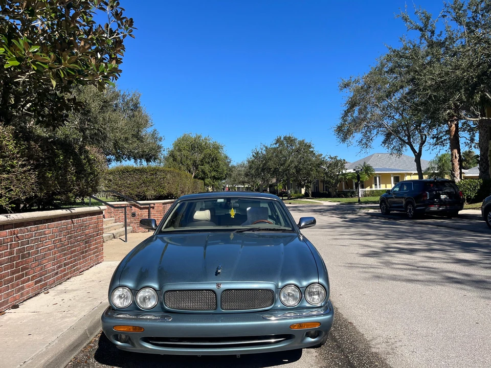 2002 Jaguar X308 XJR - Image 7 of 31