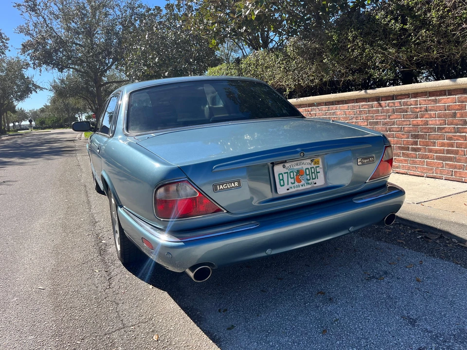 2002 Jaguar X308 XJR - Image 29 of 31
