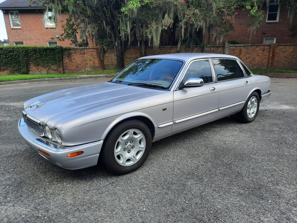 2002 Jaguar X308 XJ - Image 6 of 31