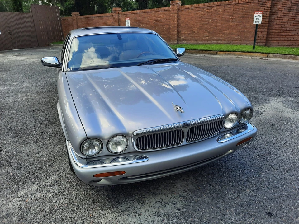 2002 Jaguar X308 XJ - Image 11 of 31