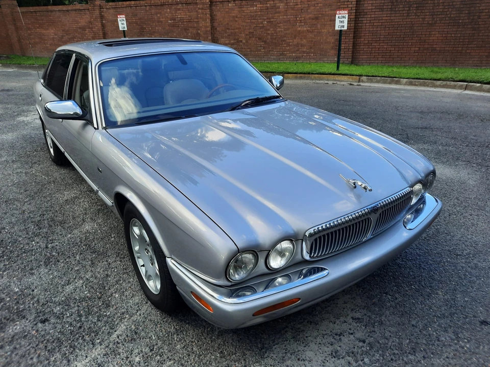 2002 Jaguar X308 XJ - Image 12 of 31