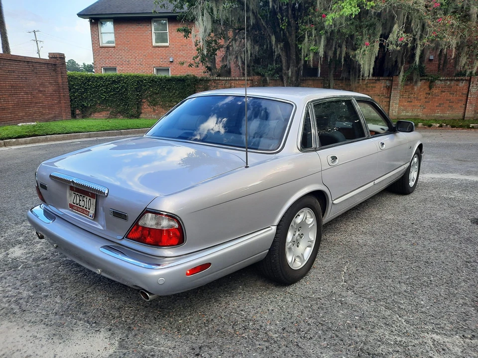 2002 Jaguar X308 XJ - Image 29 of 31