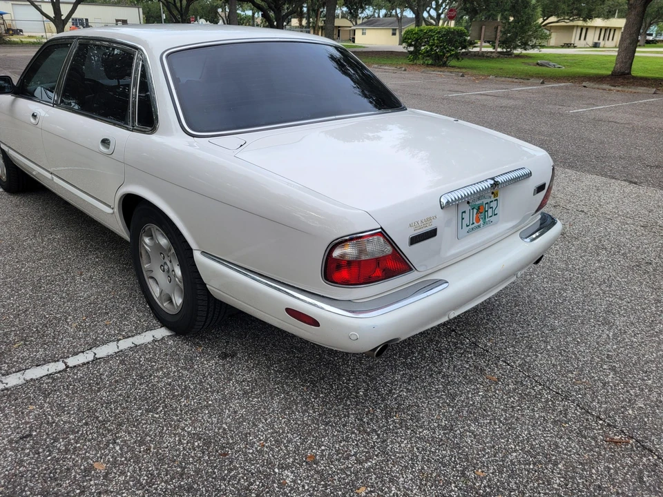 2002 Jaguar X308 XJ - Image 31 of 31