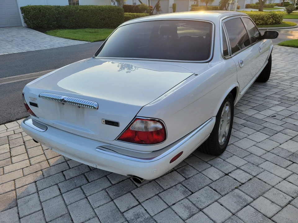 2002 Jaguar X308 XJ - Image 8 of 31