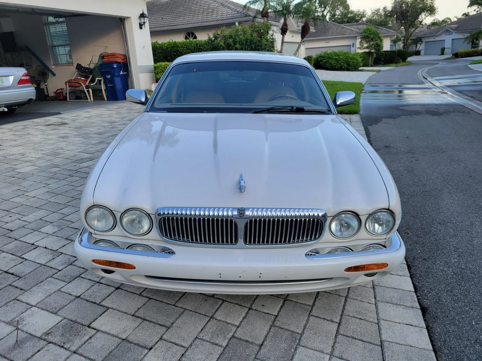 2002 Jaguar X308 XJ - Image 12 of 31