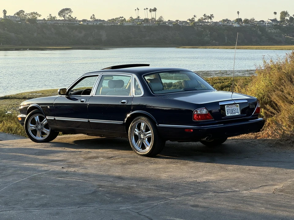 2002 Jaguar X308 XJ - Image 12 of 31