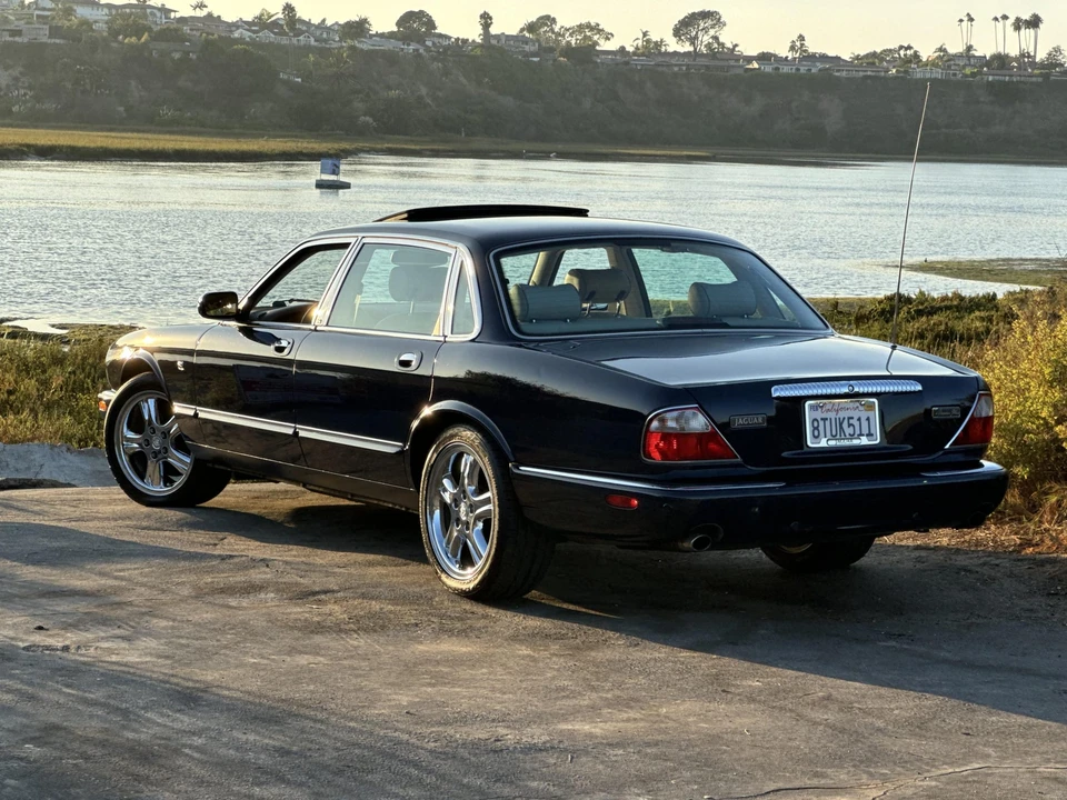 2002 Jaguar X308 XJ - Image 15 of 31