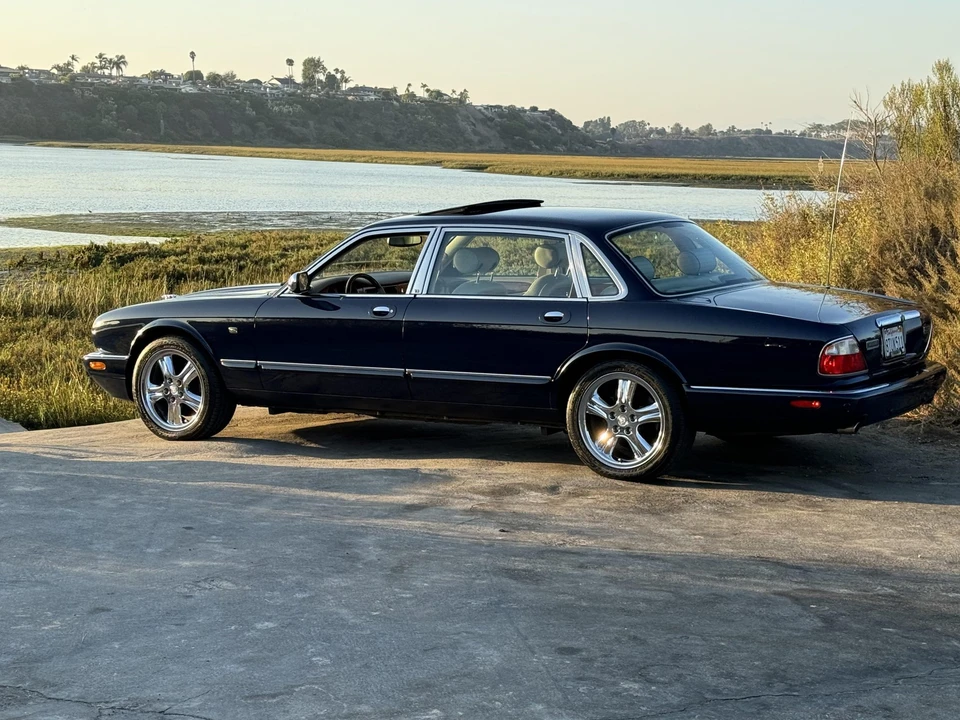 2002 Jaguar X308 XJ - Image 7 of 31