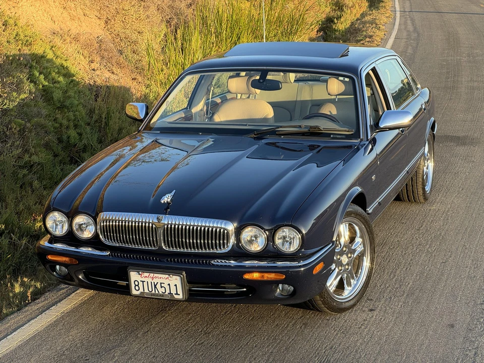 2002 Jaguar X308 XJ - Image 3 of 31