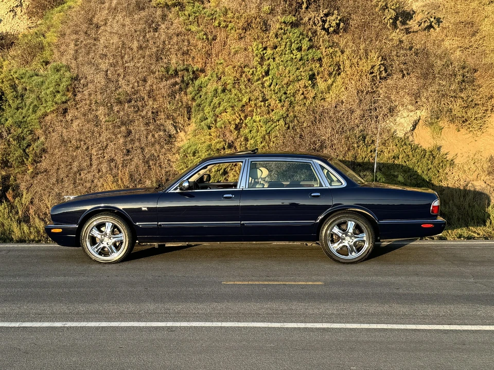 2002 Jaguar X308 XJ - Image 6 of 31