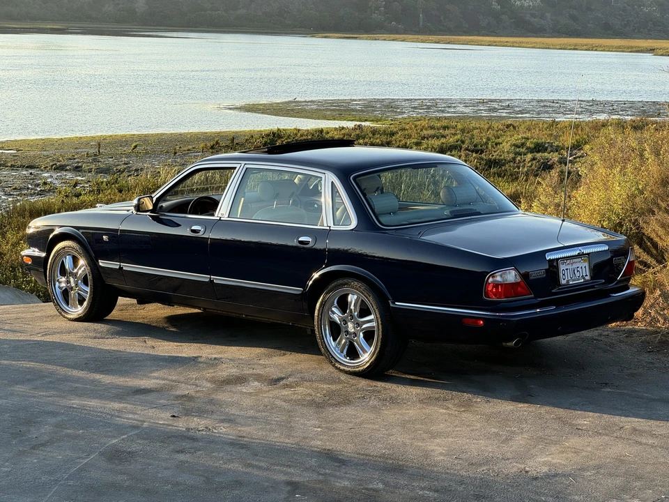 2002 Jaguar X308 XJ - Image 10 of 31