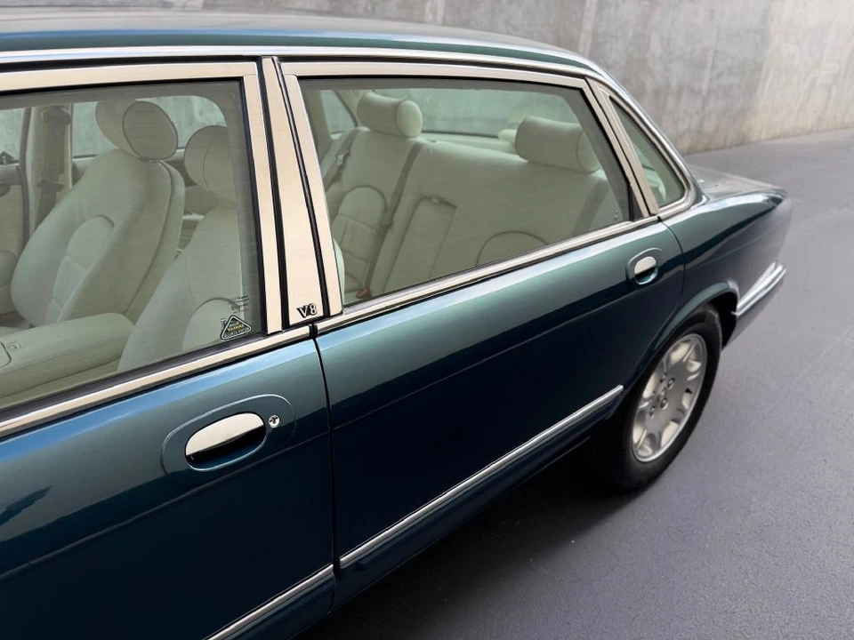 2002 Jaguar X308 XJ - Image 21 of 21