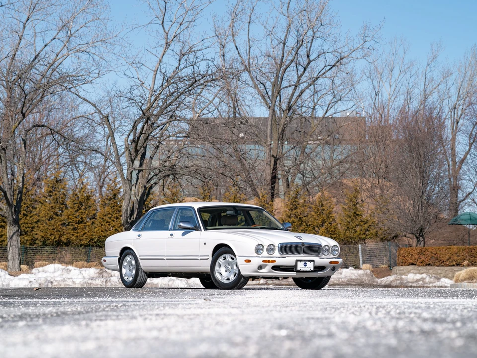 2002 Jaguar X308 XJ - Image 7 of 31