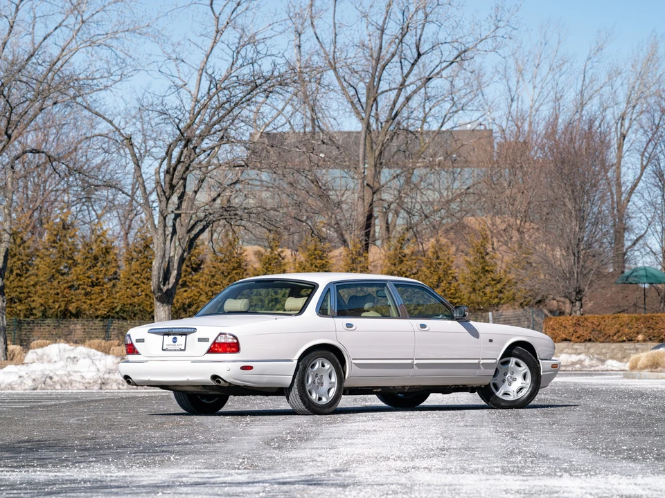 2002 Jaguar X308 XJ - Image 11 of 31