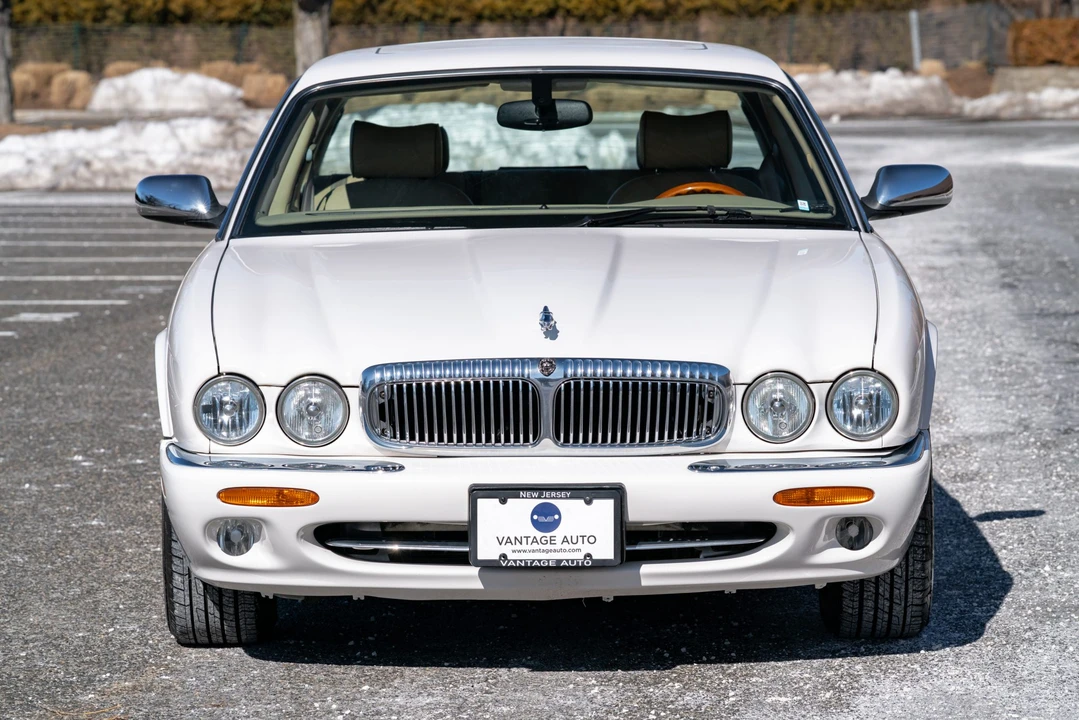 2002 Jaguar X308 XJ - Image 4 of 31