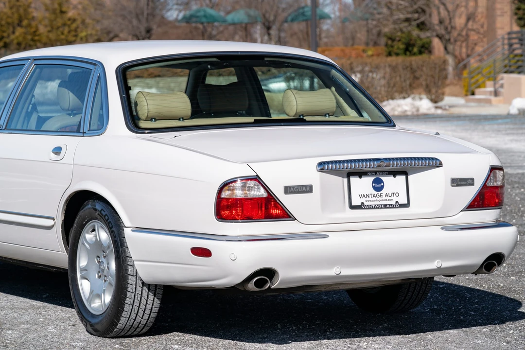 2002 Jaguar X308 XJ - Image 31 of 31