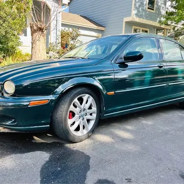 2002 Jaguar X-TYPE 2.5L Sedan