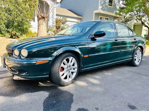 2002 Jaguar X-TYPE 2.5L Sedan 4D