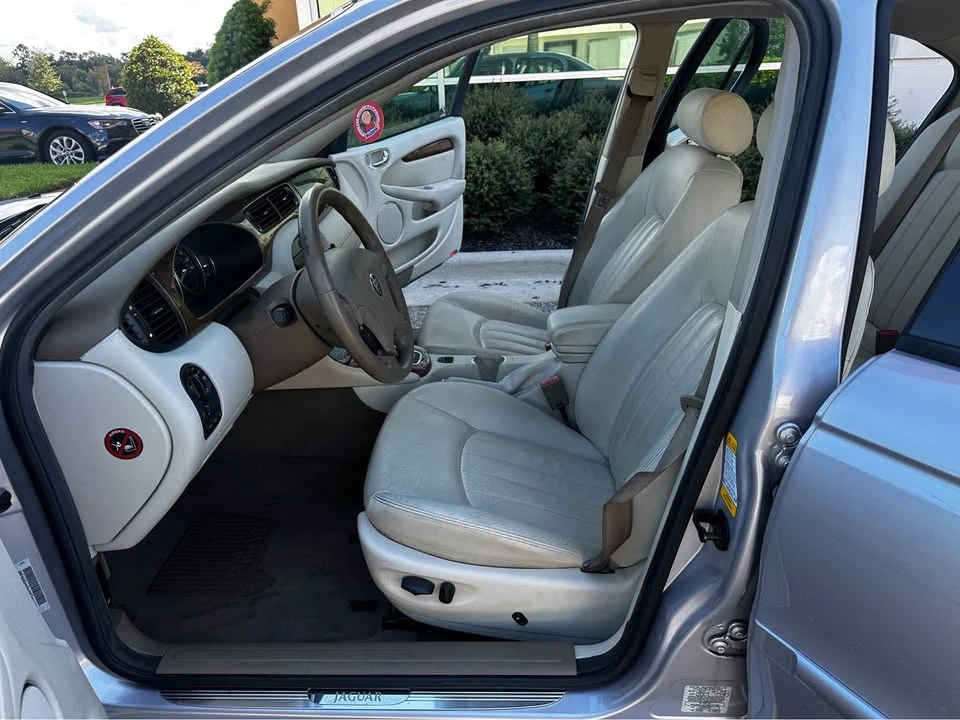 2002 Jaguar X-Type - Image 13 of 16