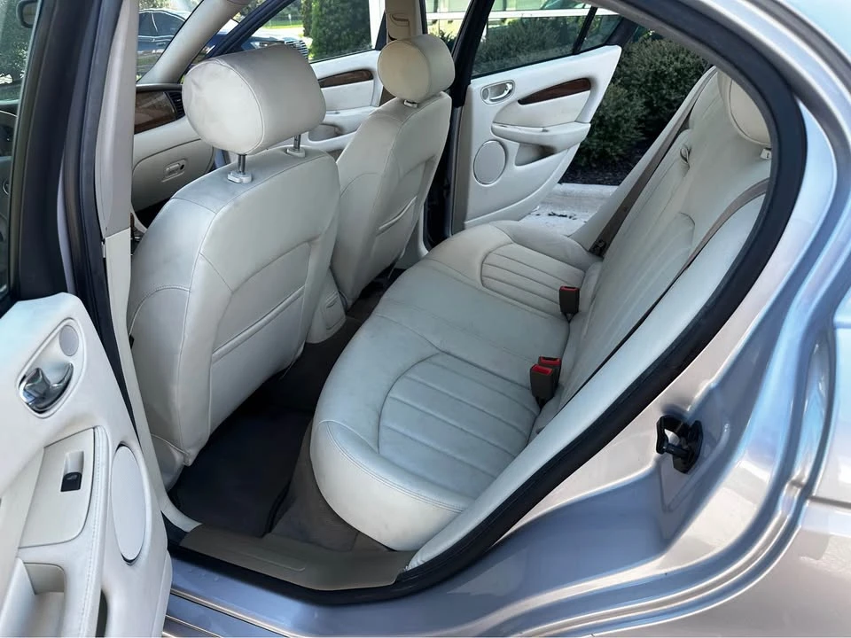 2002 Jaguar X-Type - Image 10 of 19