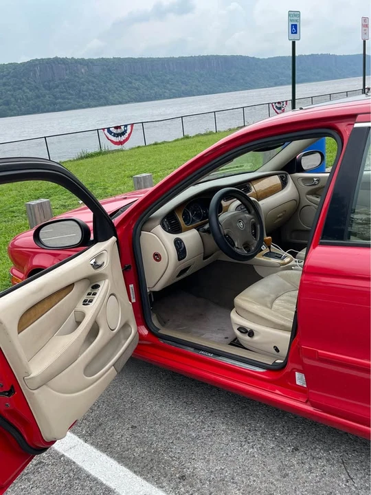 2002 Jaguar X-Type - Image 2 of 5