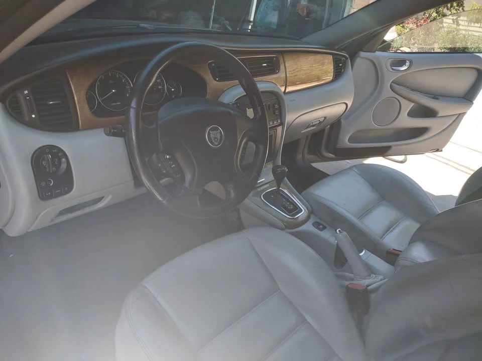 2002 Jaguar X-Type - Image 6 of 11