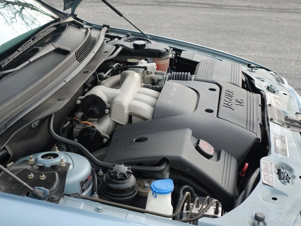 2002 Jaguar X-Type - Image 19 of 21
