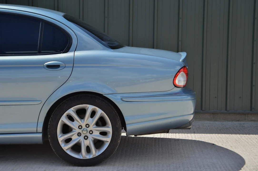 2002 Jaguar X-Type - Image 15 of 30