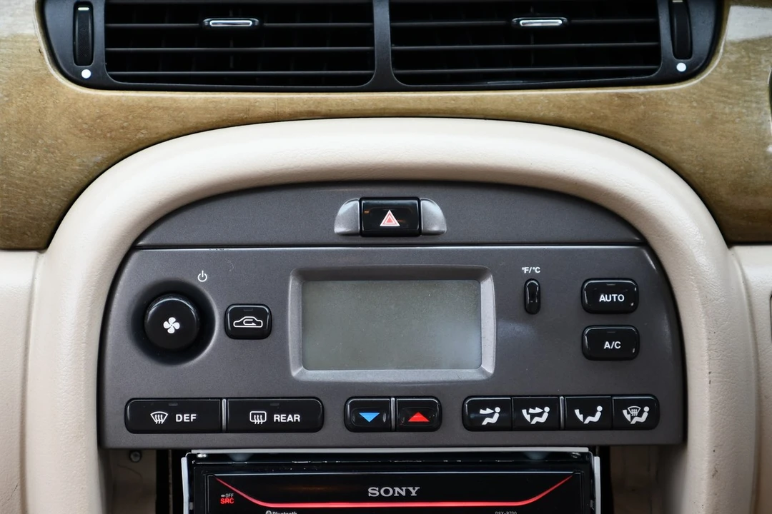2002 Jaguar X-Type - Image 28 of 30