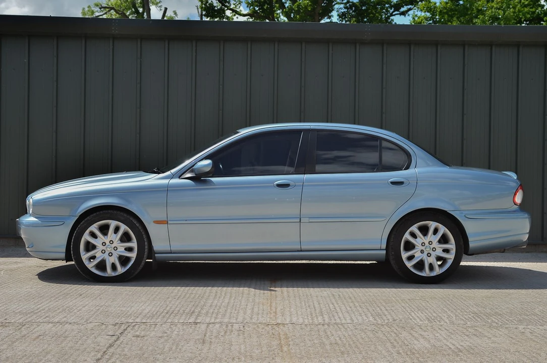 2002 Jaguar X-Type - Image 5 of 30