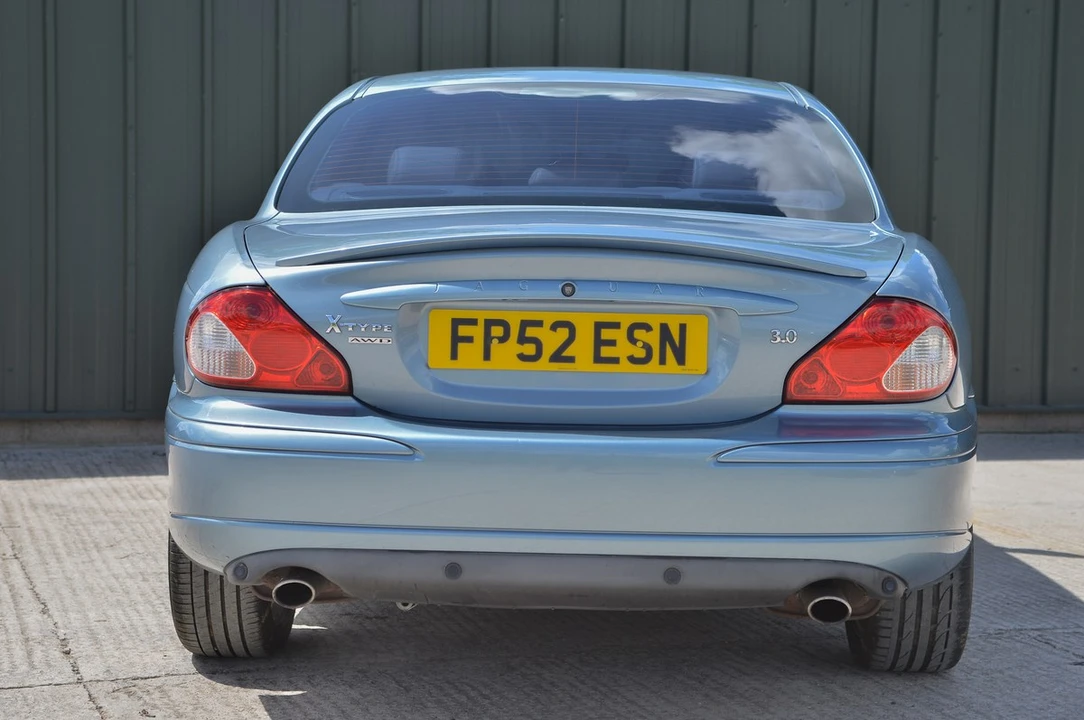 2002 Jaguar X-Type - Image 8 of 30