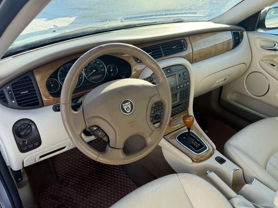 2002 Jaguar X-Type - Image 10 of 10