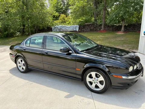 2002 Jaguar X-Type - Image 2 of 4