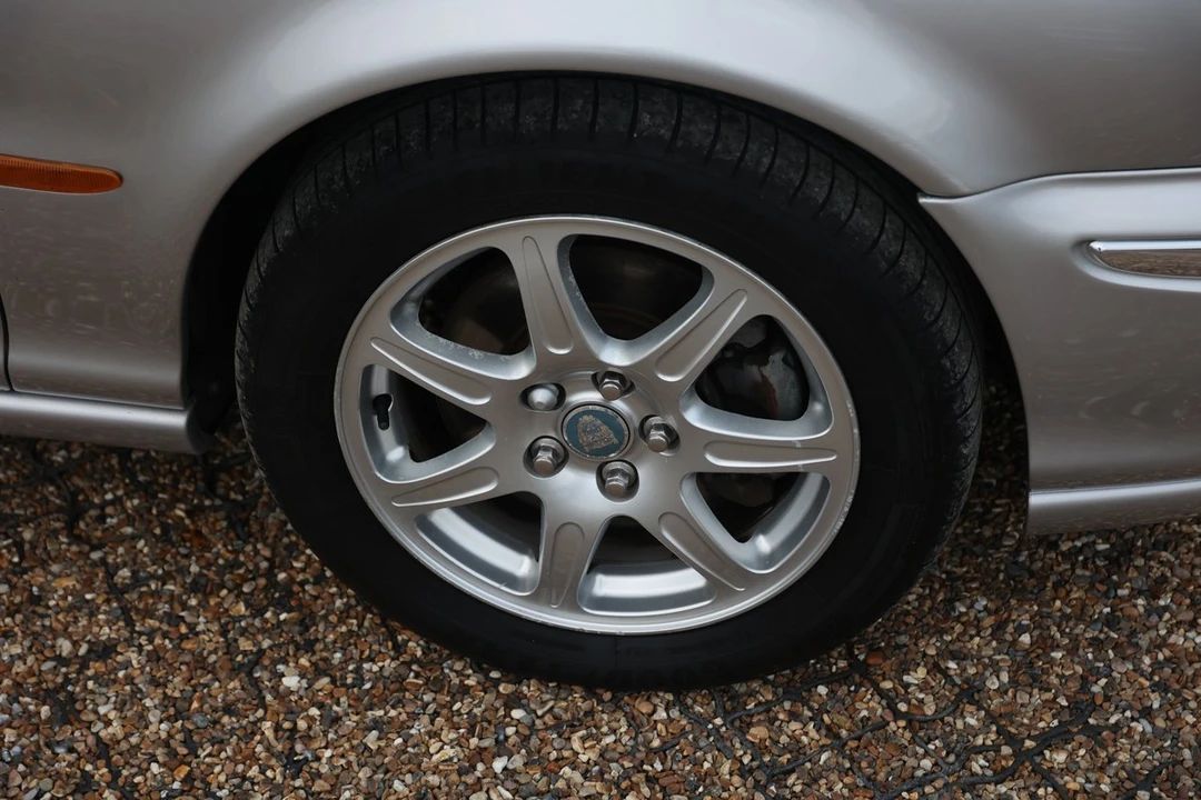 2002 Jaguar X-Type - Image 12 of 30