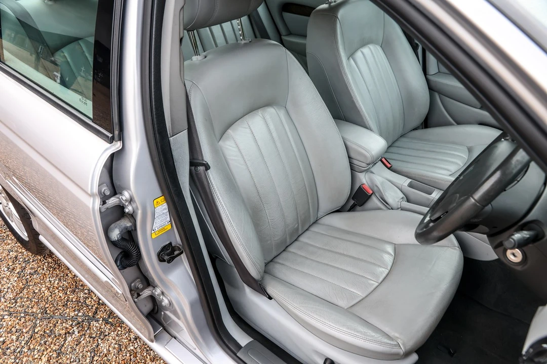 2002 Jaguar X-Type - Image 17 of 30