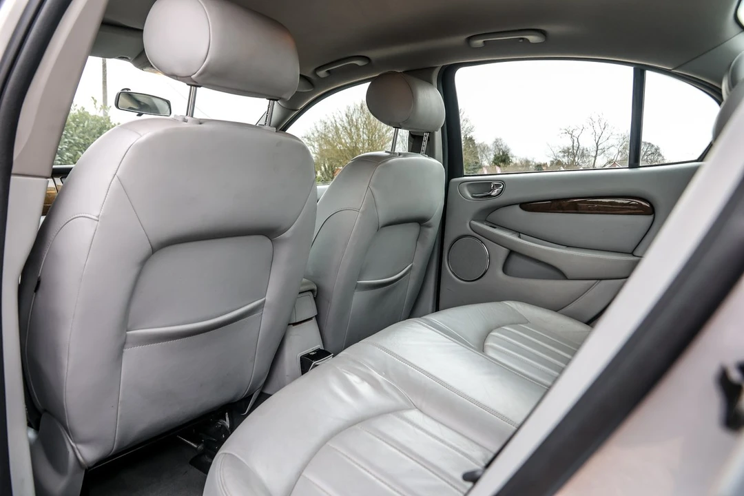 2002 Jaguar X-Type - Image 21 of 30