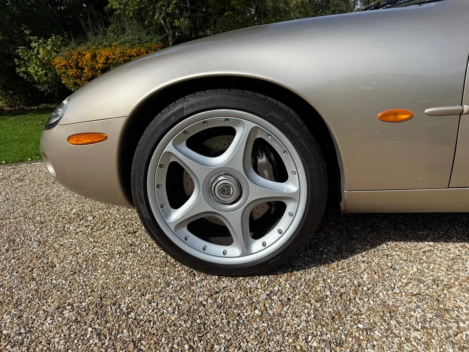 2002 Jaguar X100 XKR - Image 15 of 30