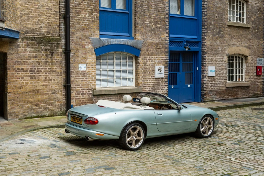 2002 Jaguar X100 XKR - Image 4 of 30