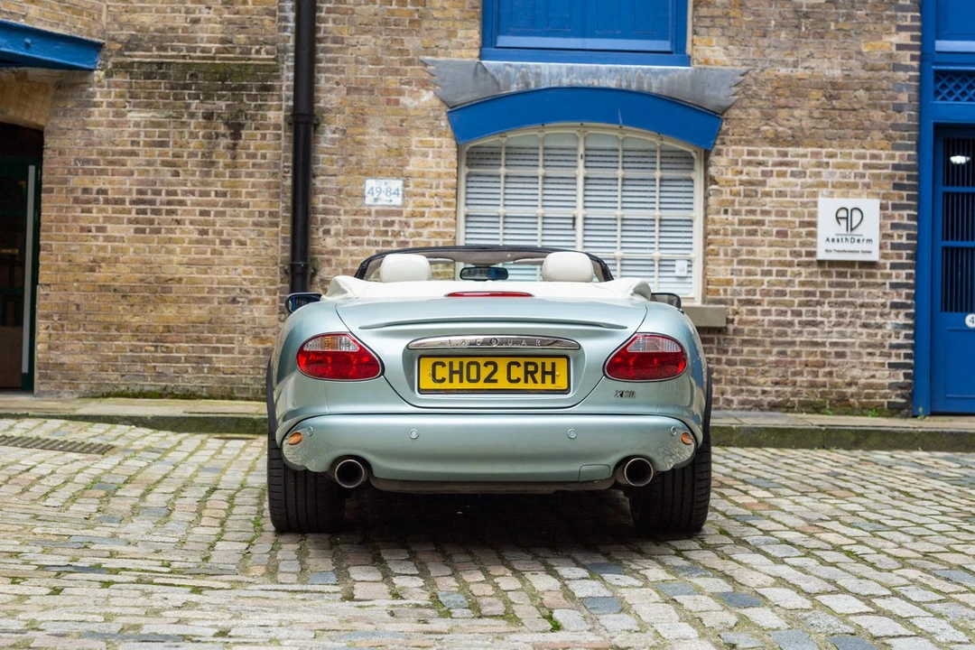 2002 Jaguar X100 XKR - Image 19 of 30