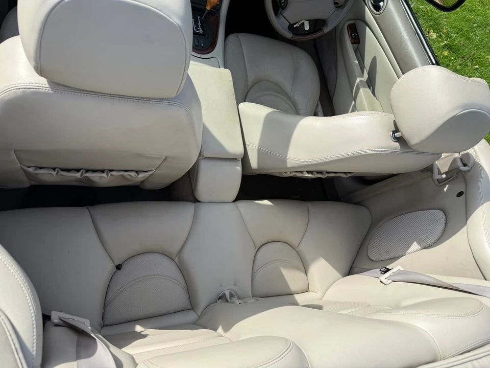 2002 Jaguar X100 XKR - Image 16 of 30