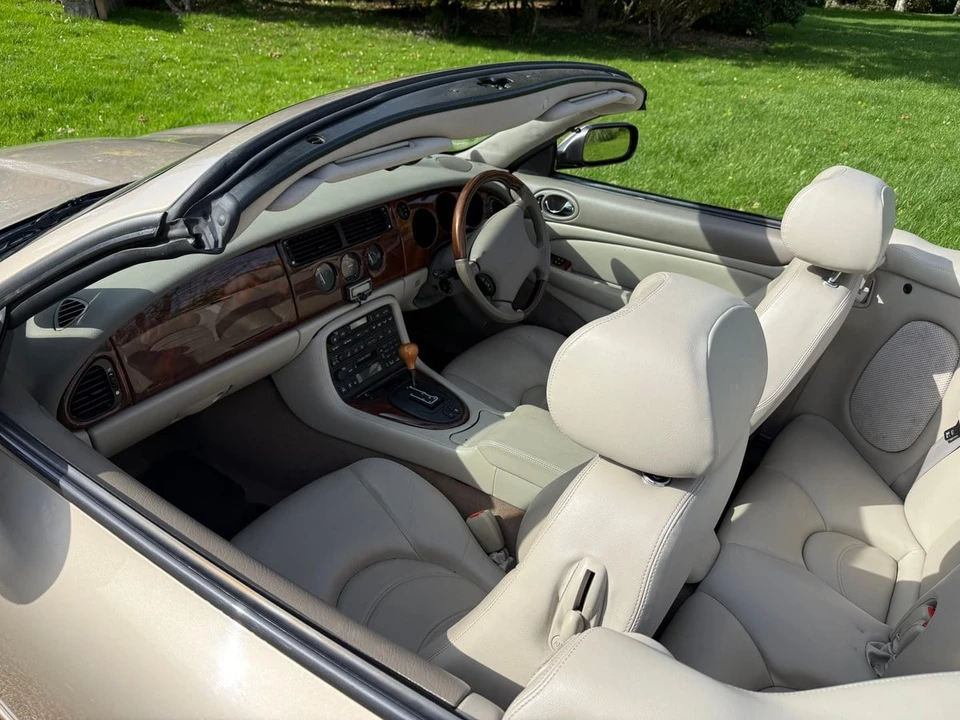 2002 Jaguar X100 XKR - Image 6 of 30