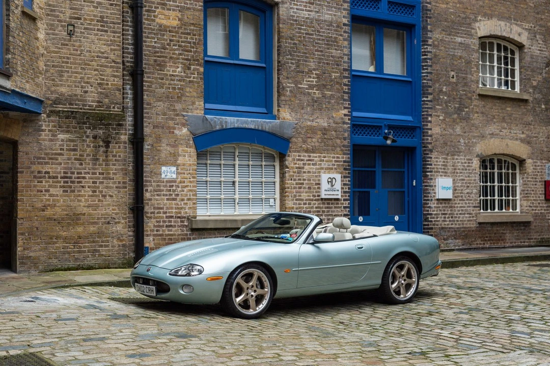 2002 Jaguar X100 XKR - Image 14 of 30