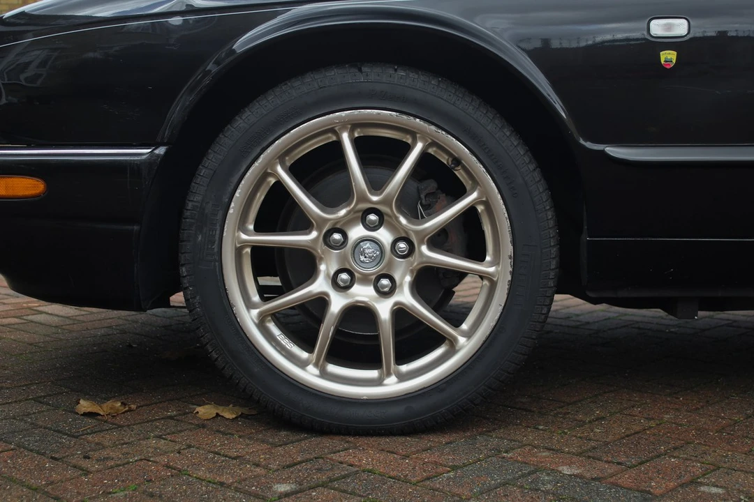 2002 Jaguar X308 XJ - Image 29 of 30