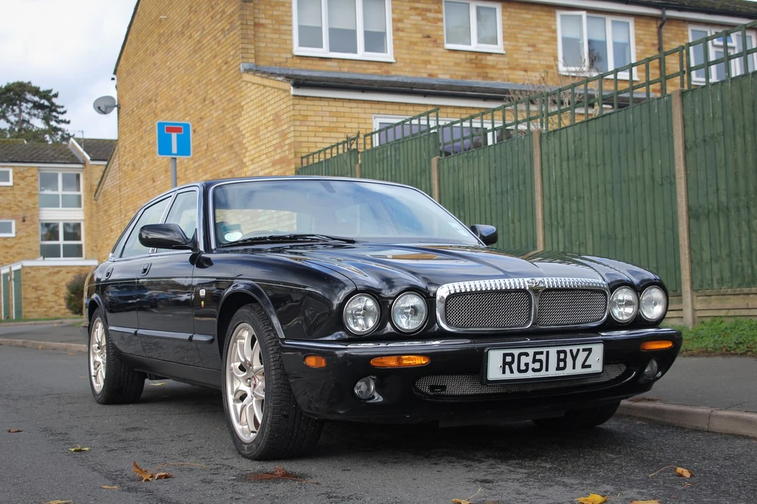 2002 Jaguar X308 XJ - Image 15 of 30