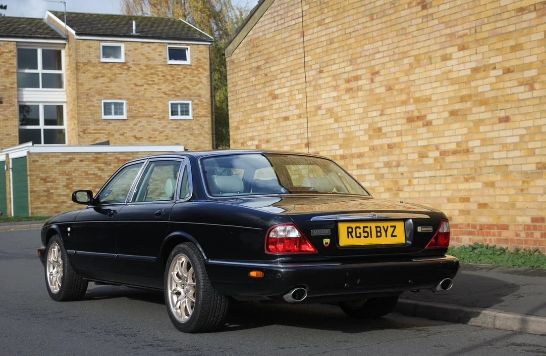 2002 Jaguar X308 XJ - Image 26 of 30