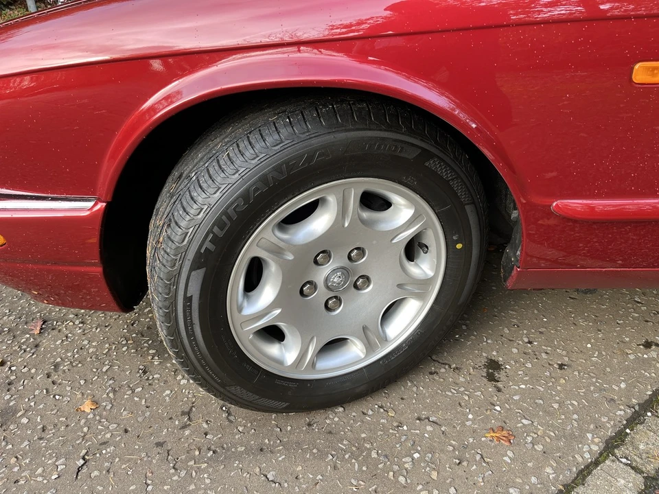 2002 Jaguar X308 XJ - Image 17 of 30