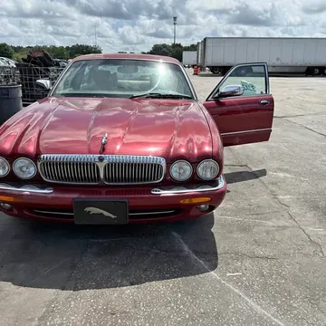 2002 Jaguar XJ
