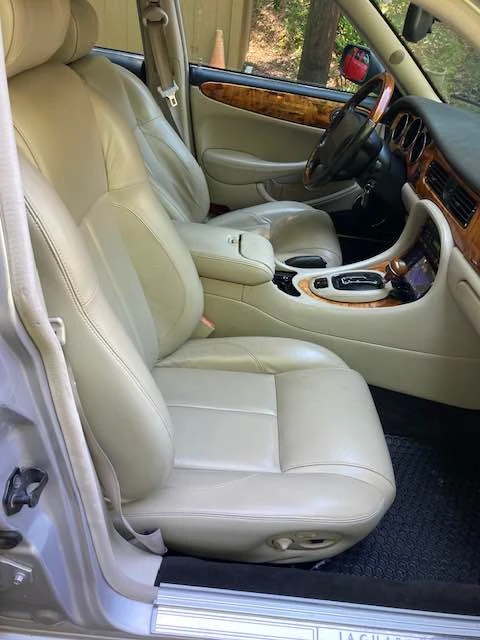 2002 Jaguar X308 XJ - Image 10 of 11