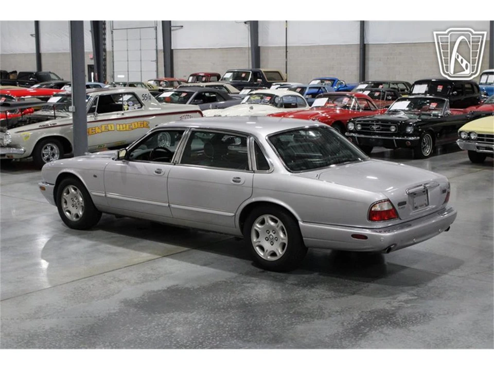 2002 Jaguar X308 XJ - Image 25 of 31