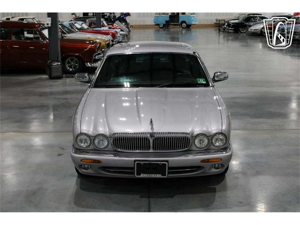 2002 Jaguar X308 XJ - Image 31 of 31